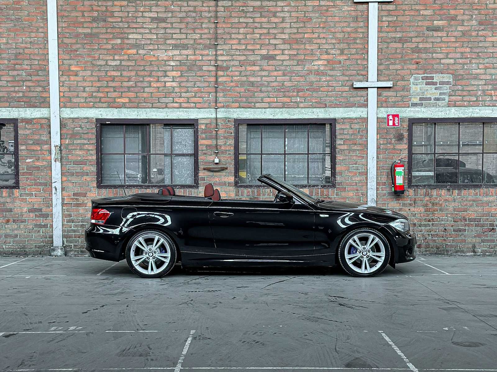 BMW 118i Cabrio High Executive 1-serie 143pk 2011, L-752-XS