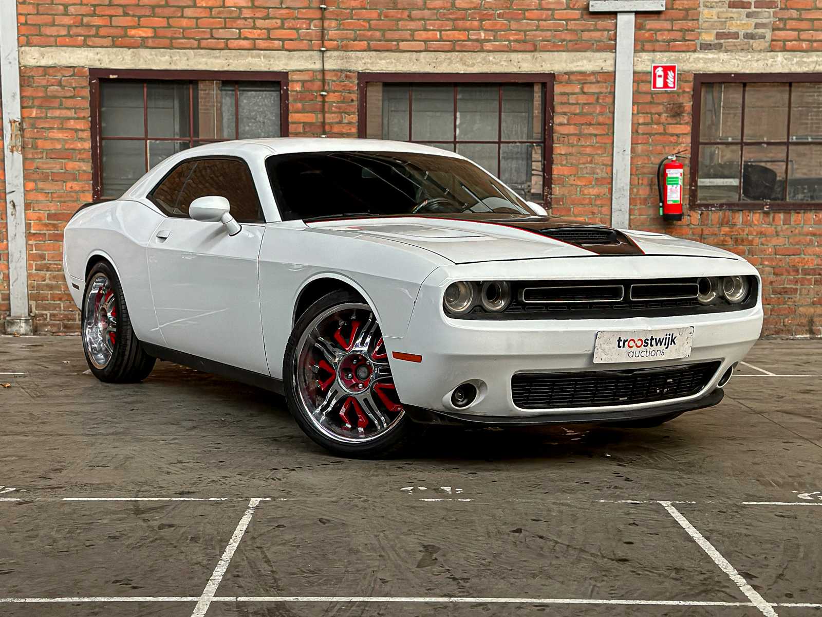 Dodge Challenger SXT 3.6 V6 305PK 2016