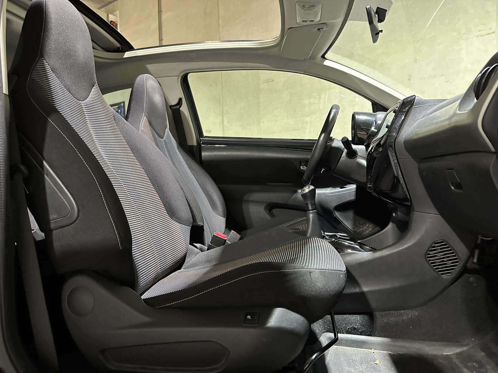 Peugeot 108 1.2 Puretech Allure 82pk 2015, PP-318-L