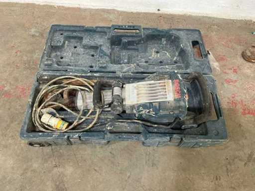 2023 Bosch GSH16 Professional Concrete Breaker