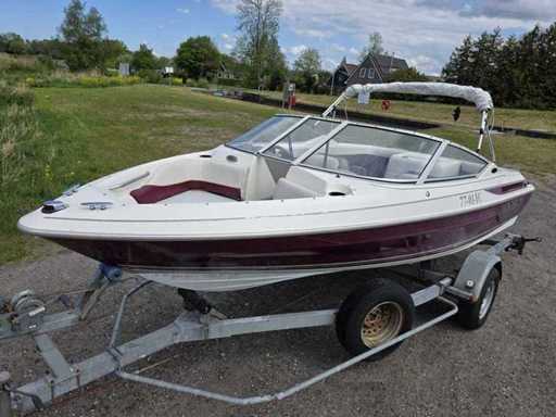 Maxum - 3.0 mercruiser 140 CP interior + 1500 kg remorcă de barcă - Barcă rapidă + remorcă