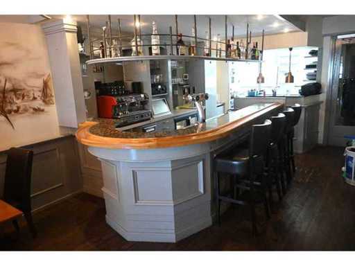"Het Bolwerck - Dordrecht" Bar-Möbelaufbau