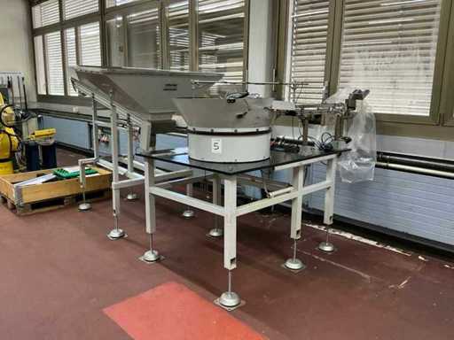 2007 Robotec Engineering SRC N630/1L Système d’alimentation