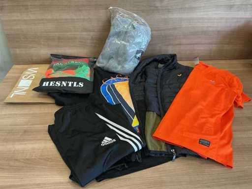 Casa Blanca / Lyle & Scott / Nike / Adidas Diverse îmbrăcăminte