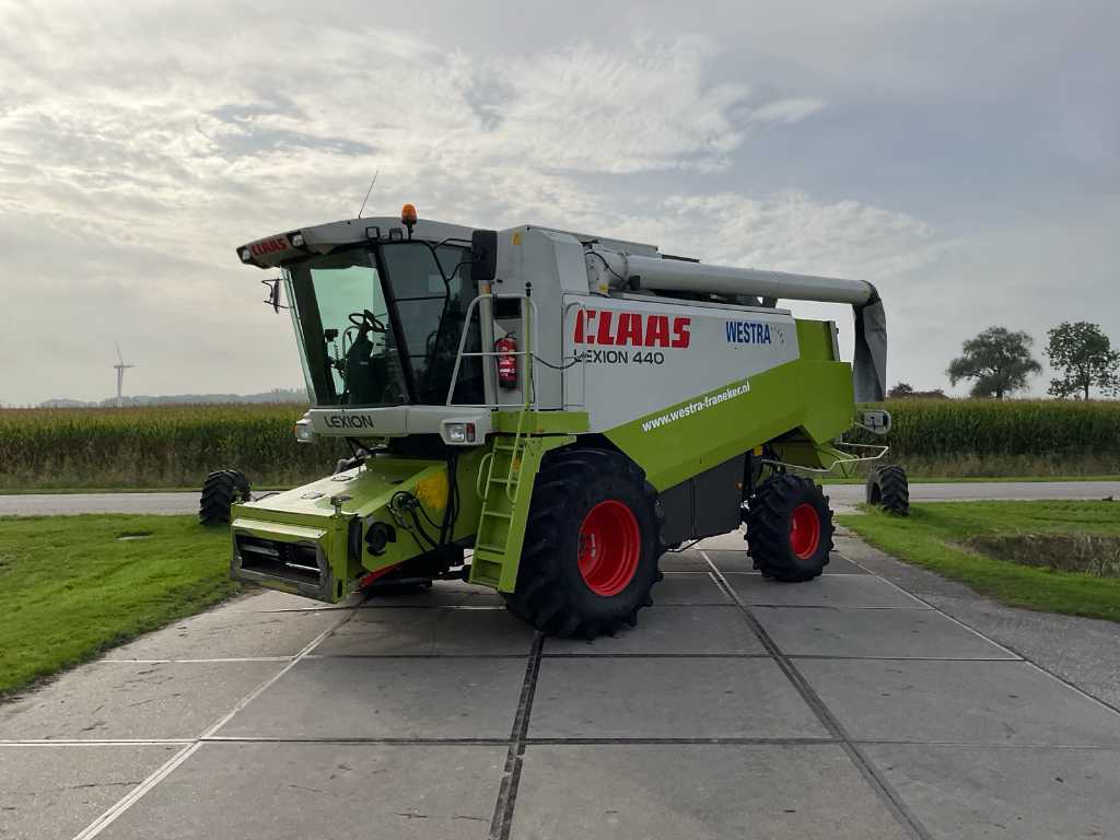 Claas - Lexion 440 - Combine harvester