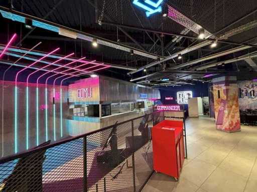 Hamburger restaurant GOMU due to bankruptcy