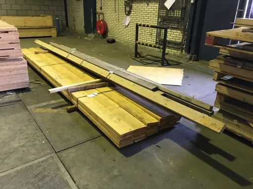 Grinzi ?i scânduri din molid (40x)