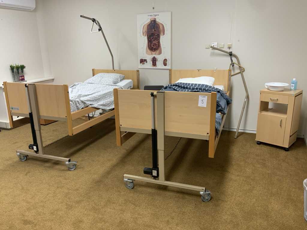Care bed with accessories (2x)