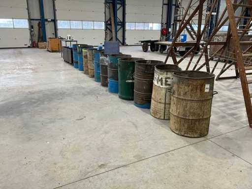 Abfallbehälterfässer (11x)