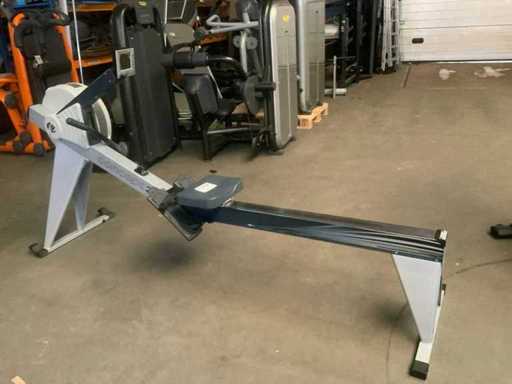 Concept2 model E pm4 Roeitrainer