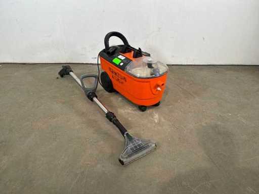 2014 Kärcher Puzzi 100 Carpet Cleaner