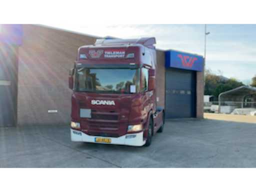 d4f4f5df-4af9-41e5-b518-30ef3d6ad745.mp4