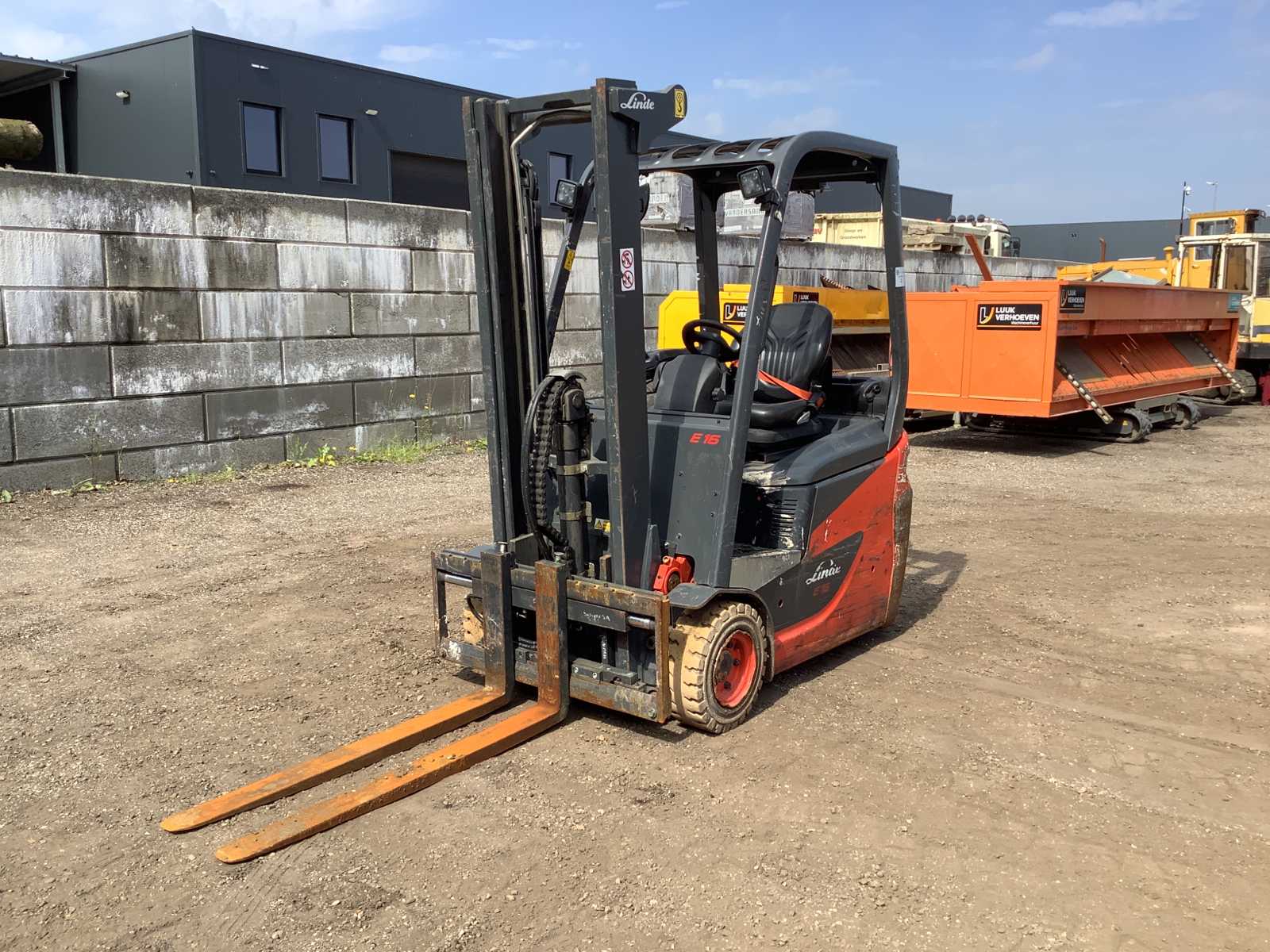 2019 Linde E16 Forklift