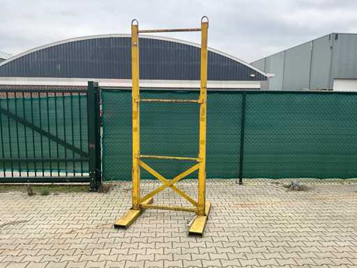 Hijsbok v.v. heftrucksledes 110x120x280cm