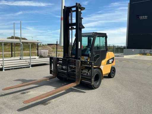 2013 Caterpillar DP50N Vorkheftruck