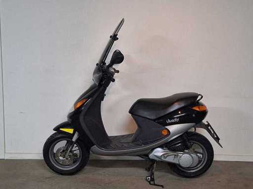 Peugeot Vivacity 45 km snorscooter 2takt