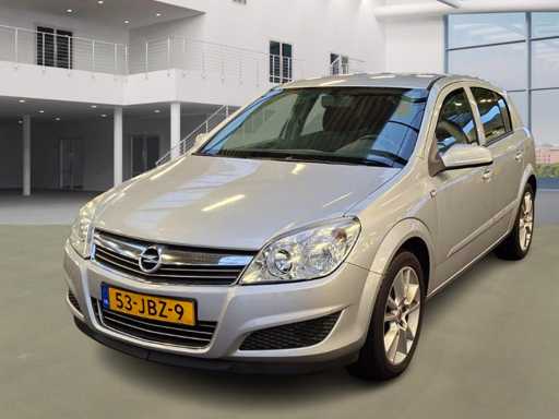 Opel Astra 1.6 Executive, 53-JHA-9