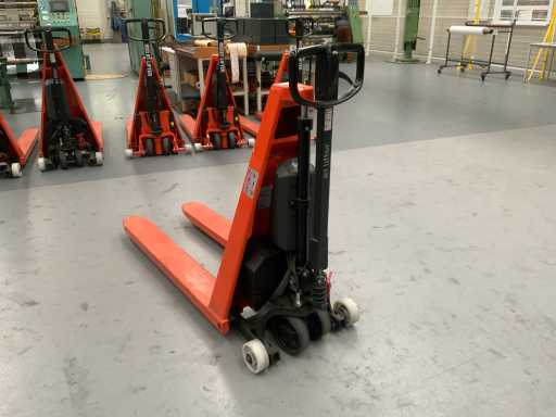 2015 BT élévateur HHL 100 transpalette / élévateur haut