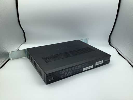 Cisco 890-Serie WLAN, Router und Switch