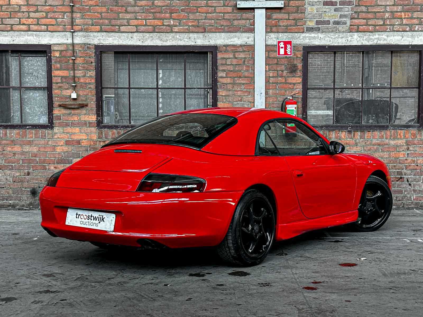 Porsche 911 Cabriolet Carrera 3.4 996 (Hardtop) 300pk 2001 Youngtimer