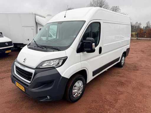 2017 Peugeot  Boxer 330 2.0 HDI L2H2 PP Bedrijfswagen