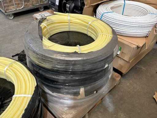 Henco Comfortroll 5L PE-Xc 14x2 Roll underfloor heating pipe (4x)