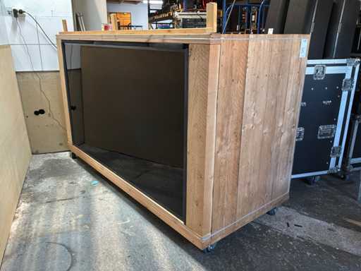 Mobilier DJ avec télévision