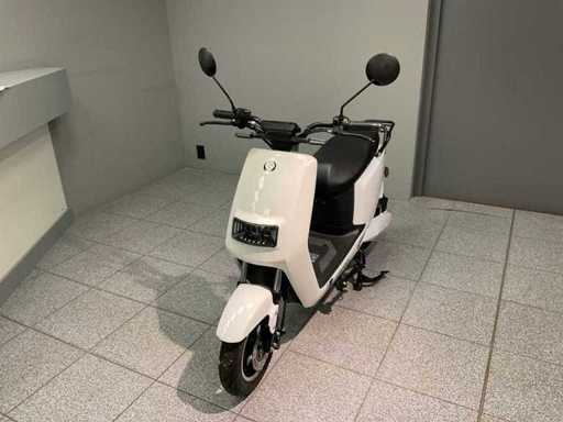 2022 Escoo Cida E-Scooter