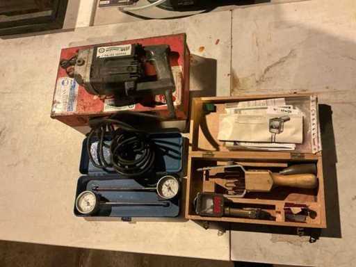 Measuring equipment and rotary hammer