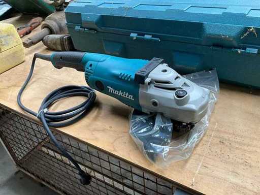 Ensemble de meuleuse d’angle Makita GA9020 2018