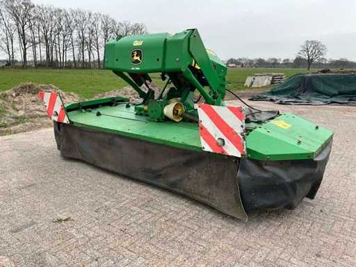 2004 John Deere CC0131 frontmaaier met kneuzer