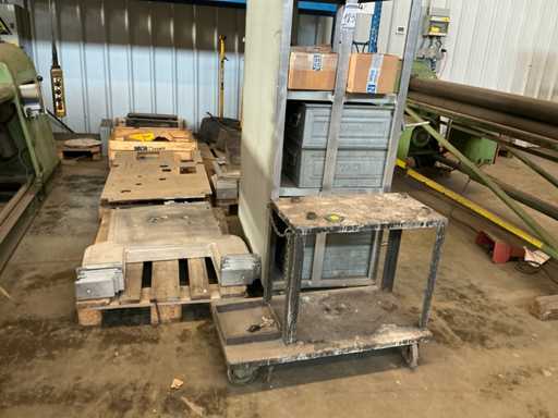 Batch of aluminium/stainless steel semi-finished products