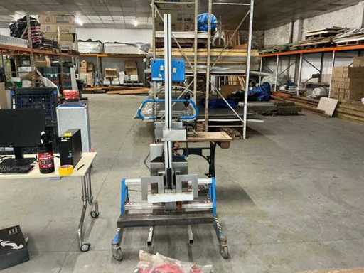 Pronomic Construction Hoist