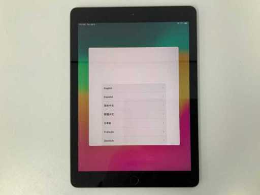 Apple - 9,7-calowy iPad Wi-Fi, 32GB, Space Gray - MR7F2NF/A