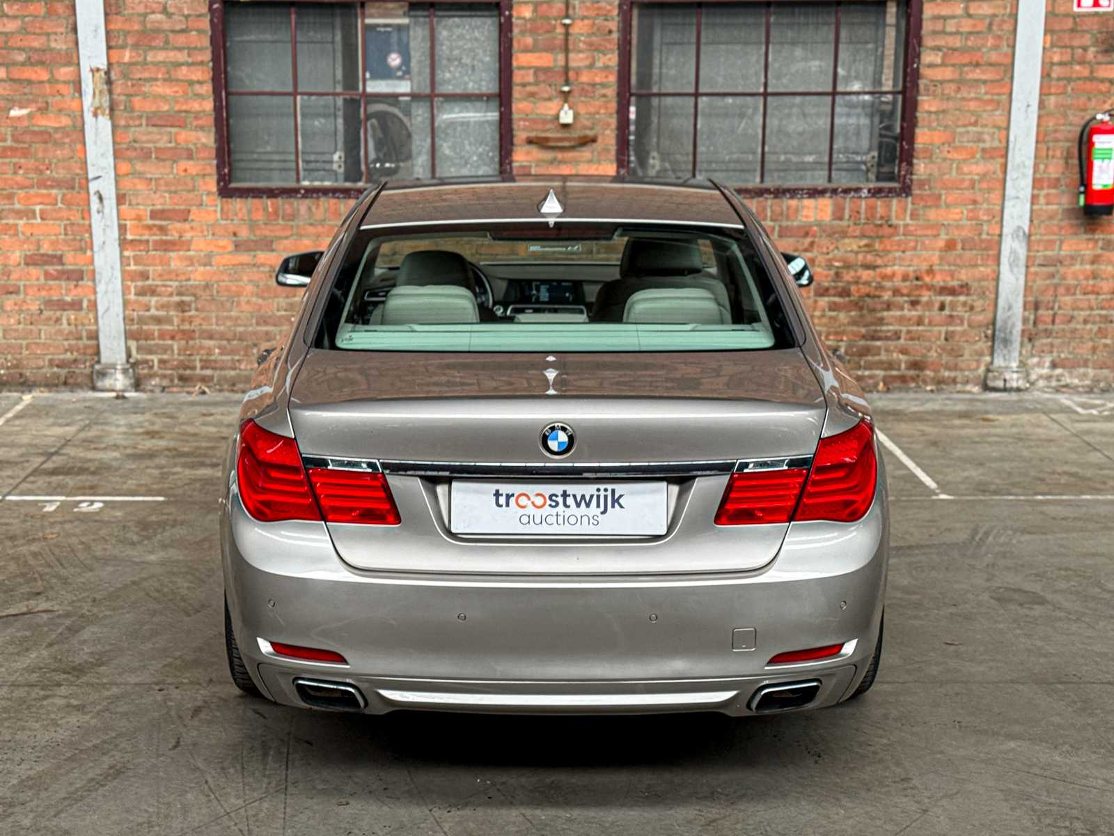 BMW 750i xDrive High 4.4 V8 Executive 408pk 2010 7-Serie, L-524-ZV