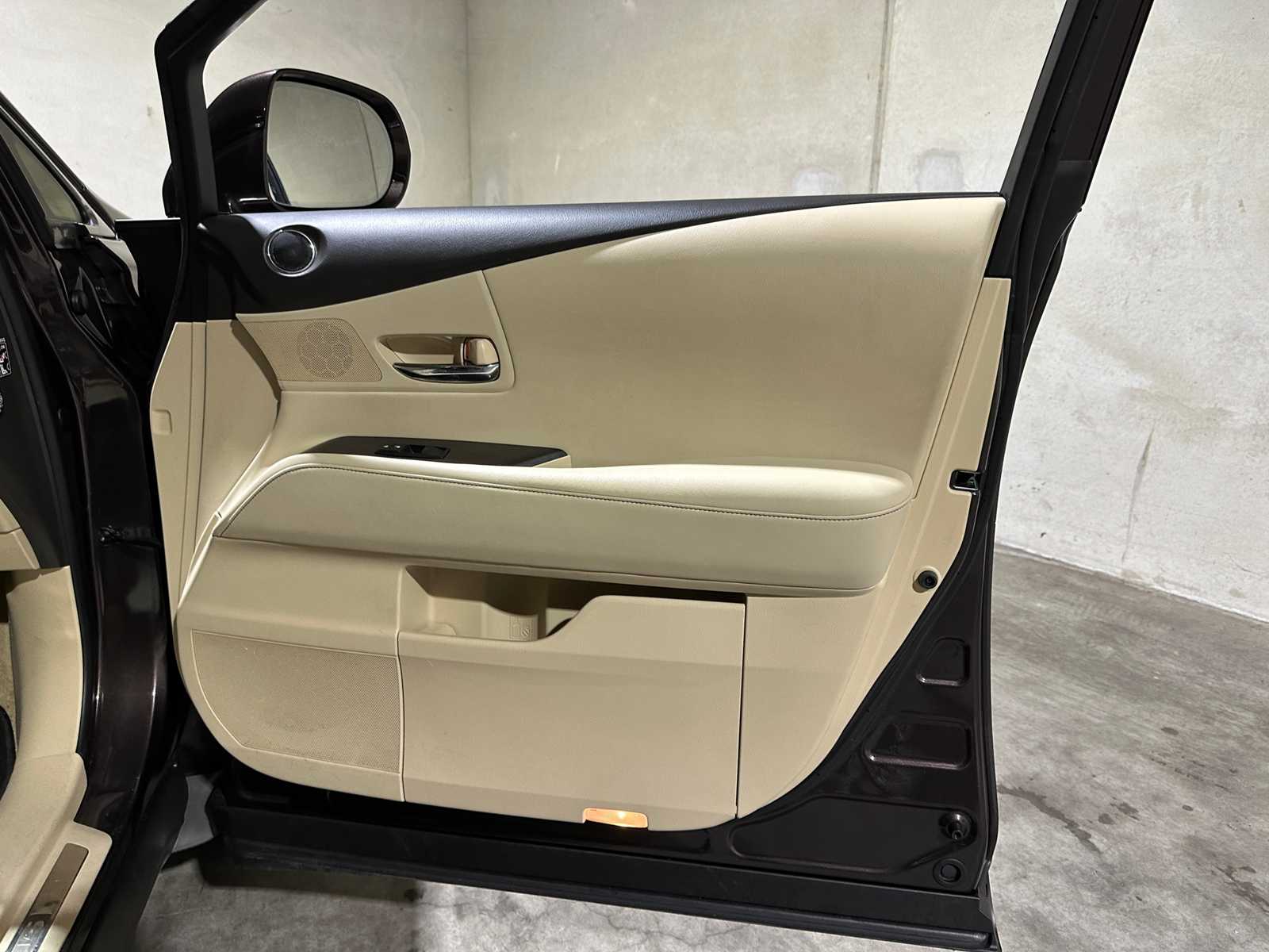 Lexus RX 450h 4WD Executive Edition 249hp 2013, 2-KZH-17