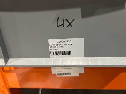 Interruptor de alimentación Eaton NZMN2-4-AX250 250A (4x)