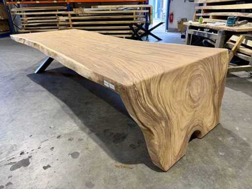 Masa de cascadă Suar 375 cm.