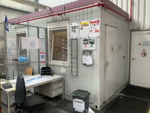 Unité de bureau avec contenu