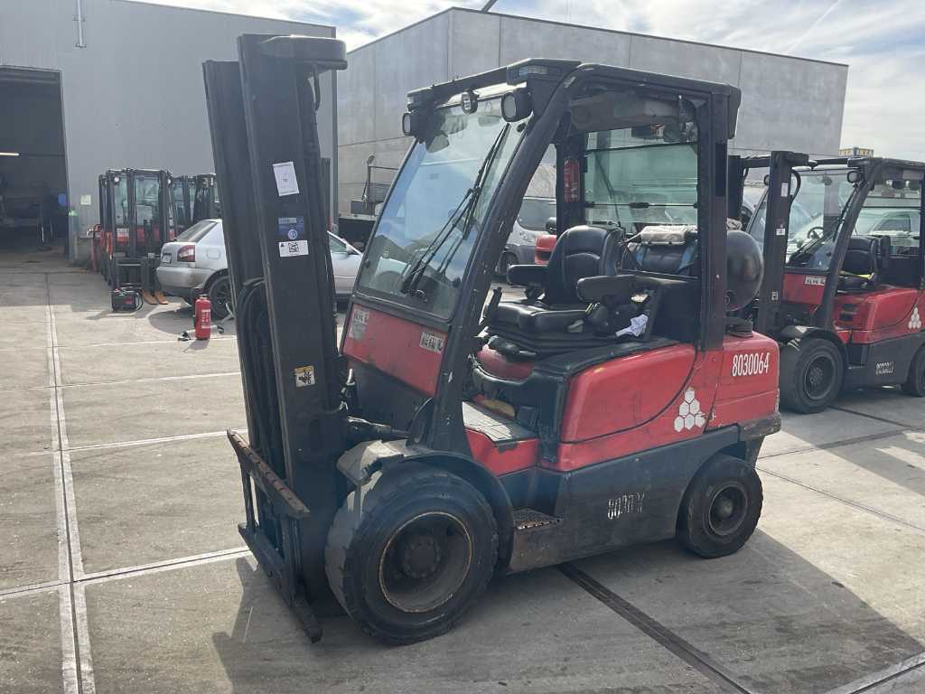 2011 Hyster H3.0FT Forklift TO REPAIR (8030064)