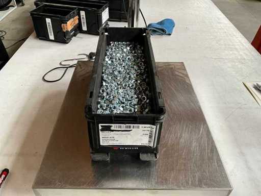 Écrou hexagonal Würth 15,22 kg M8 dans boîte empilable