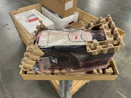 ABB / Danfoss - AC napędza ACS880 131H0074 (4x)