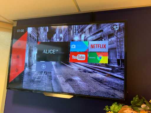 Philips 32PHK4309/12 32"- SMART Television