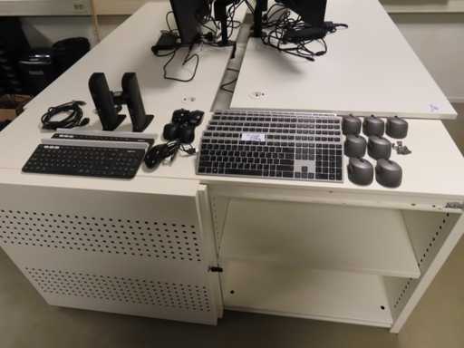 Lotto di accessori per computer