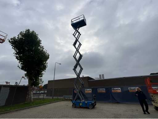 2014 Genie GS-4047 Plate-forme aérienne