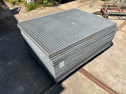 Steel slatted floor (21x)
