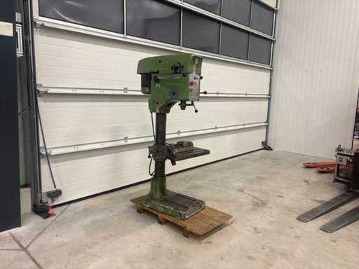 Mașină de găurit coloană