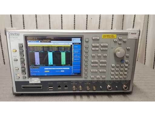 ANRITSU - MT8820C Funkkommunikationsanalysator OPT. 008-101-107 - SN 6201127381 - MT8820C - Funkkommunikationsanalysator