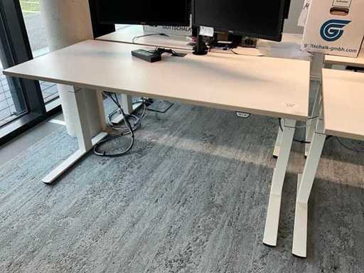 PRO OFFICE Höhenverstellbarer Schreibtisch
