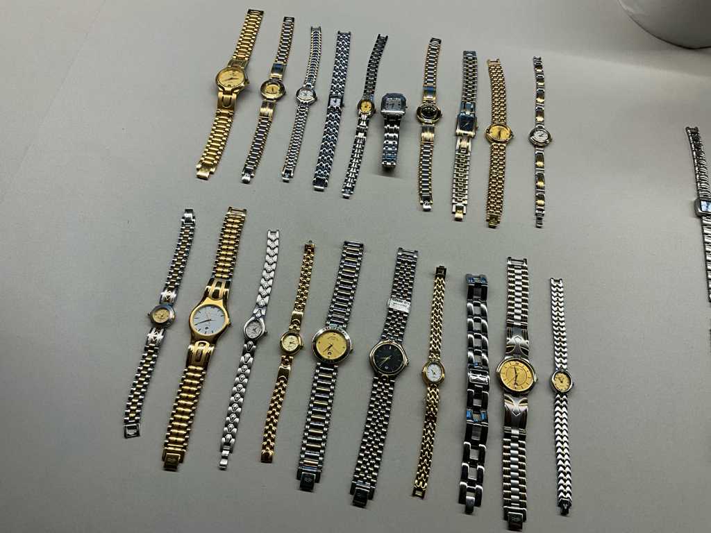 Raymond deals pia watches